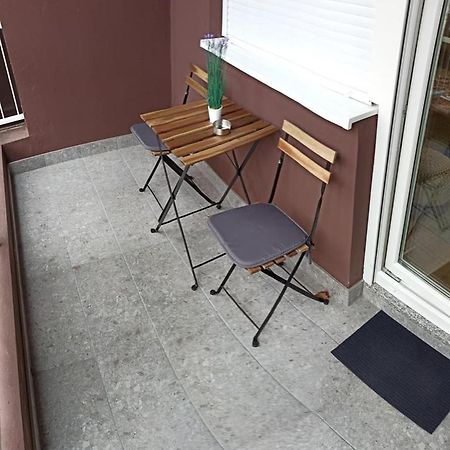Apartman Simic Lägenhet Osijek Exteriör bild